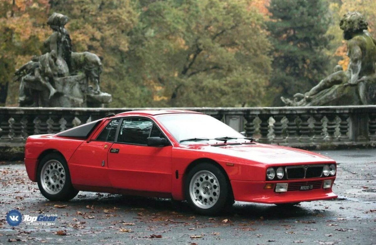 Lancia Rally 037 Stradale
