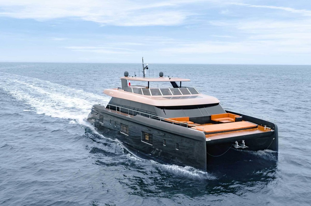 Моторный катамаран Sunreef 49