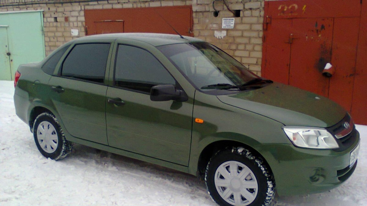Лада Гранта цвет Аллигатор 309