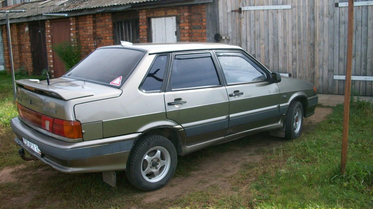 ВАЗ 2115 серо-зеленый