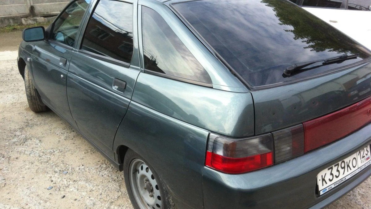 ВАЗ 2112 сине-зеленый металлик