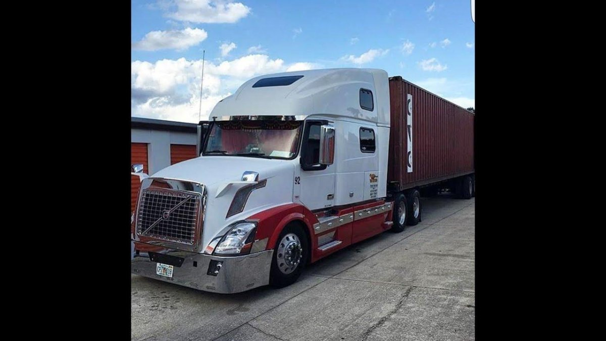 Вольво VNL 780