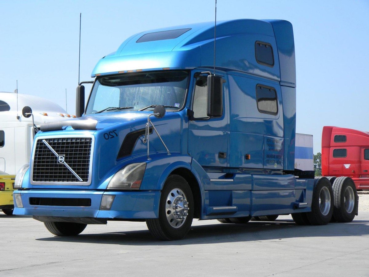 Американские Грузовики Вольво 780