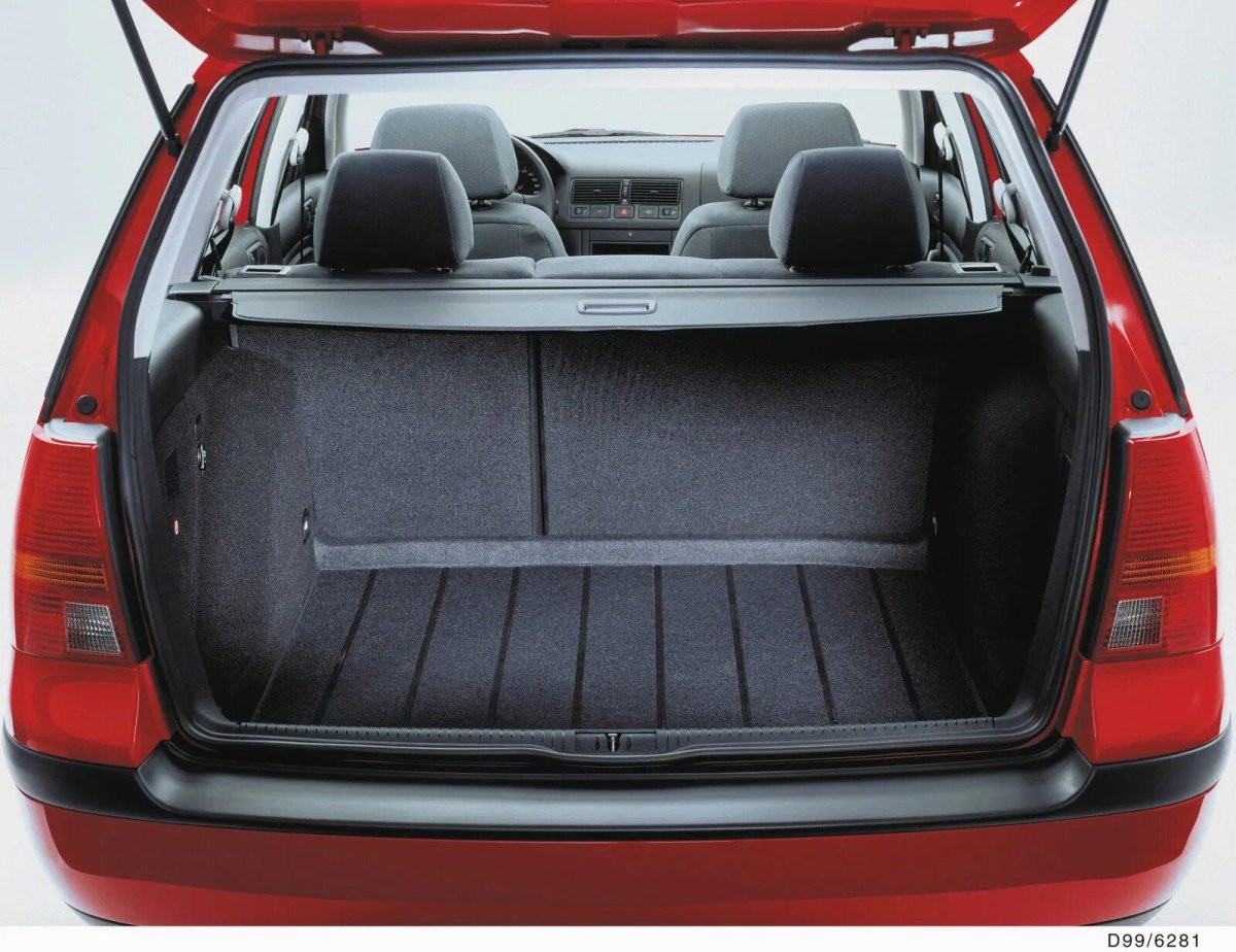 Volkswagen Golf 3 багажник