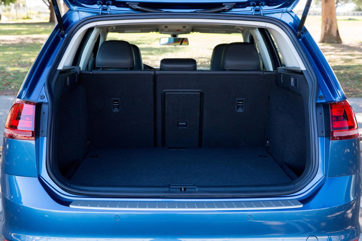 Фольксваген гольф багажник