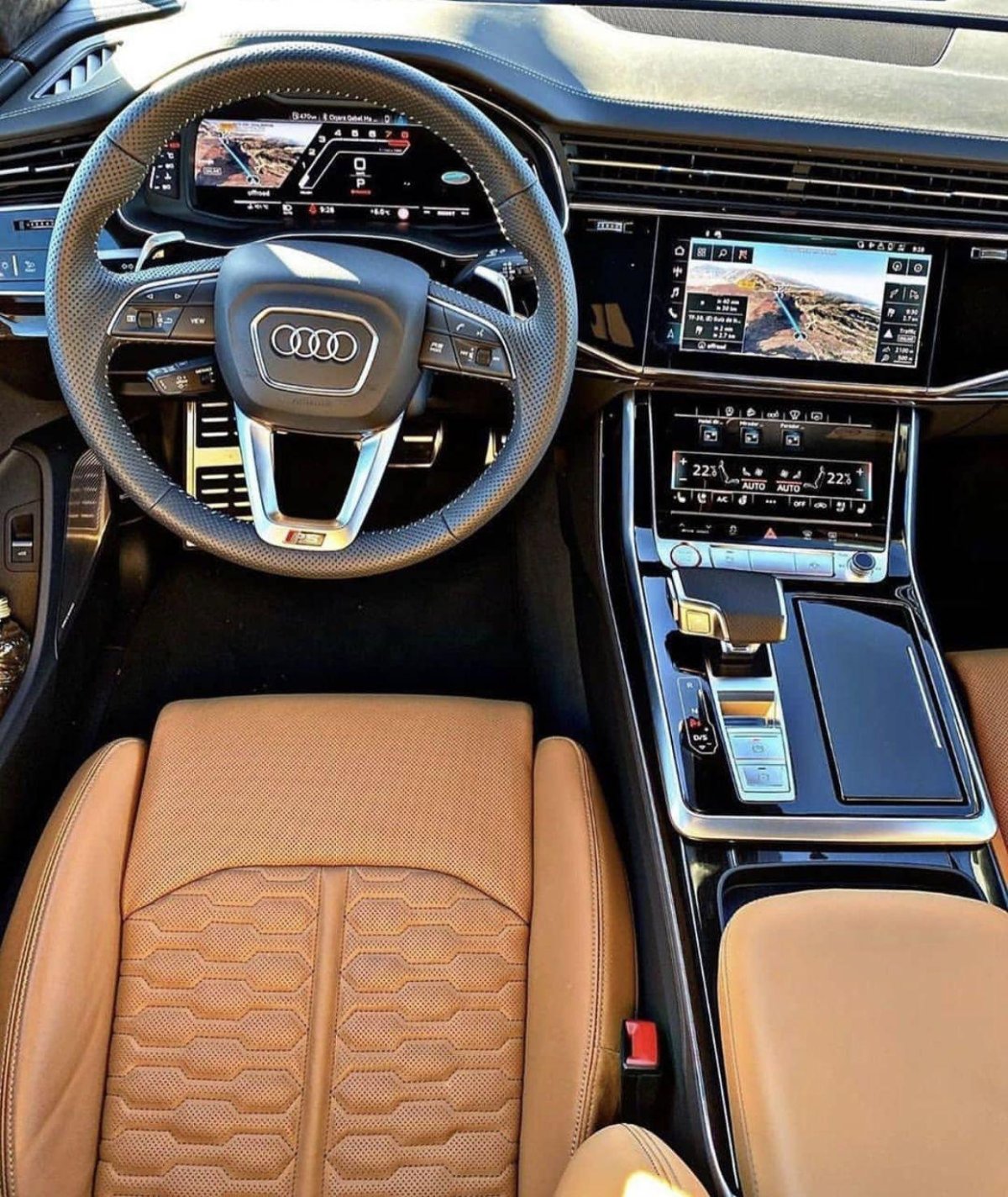 Audi q8 2022 салон