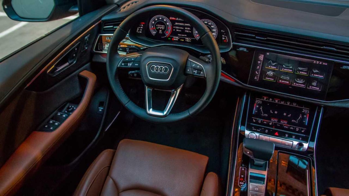 Ауди q8 2022