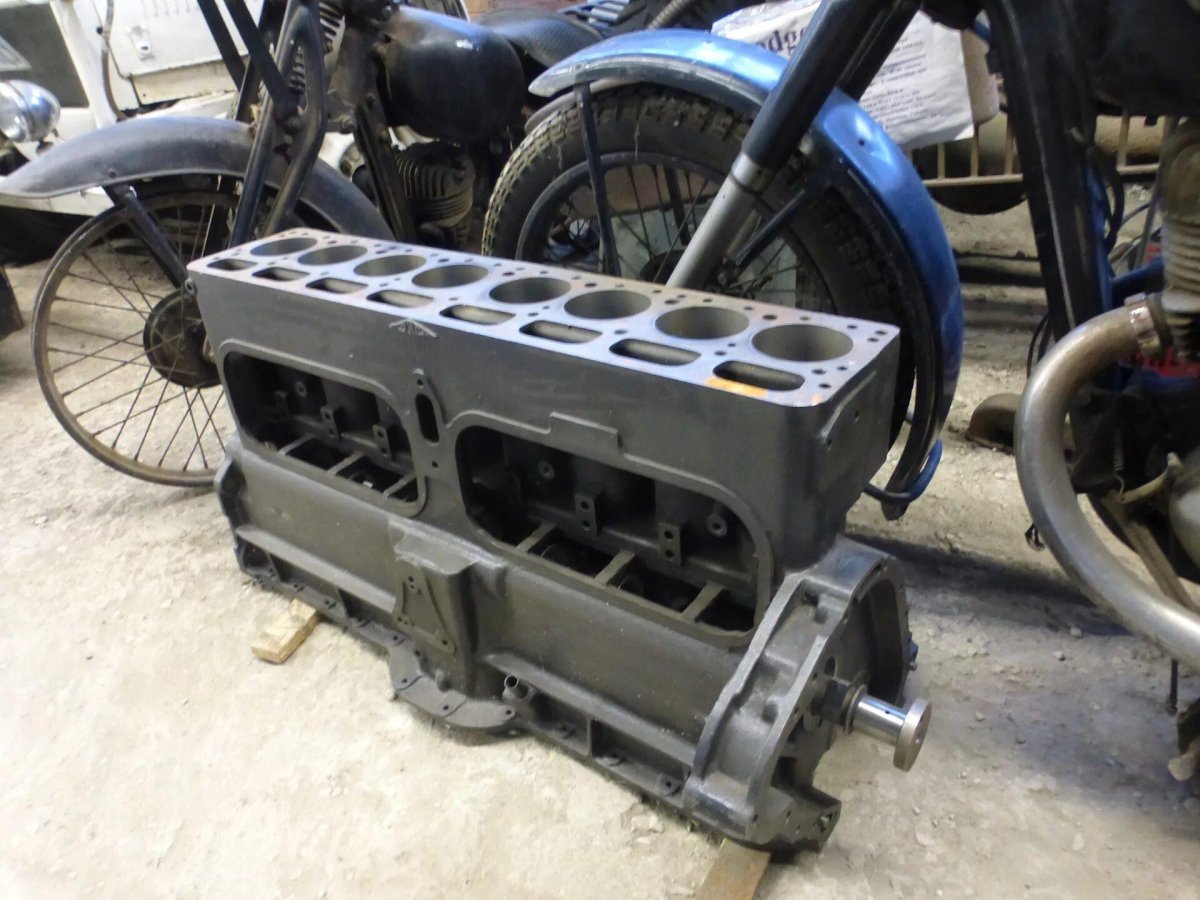 Рядный 8 цилиндровый