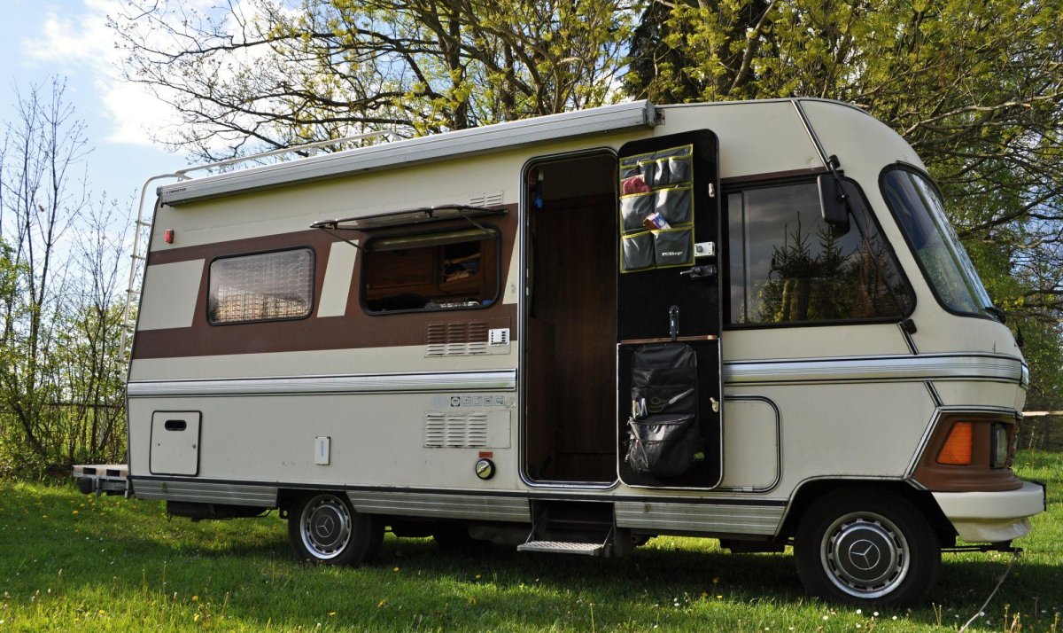 Мерседес 303 автодом