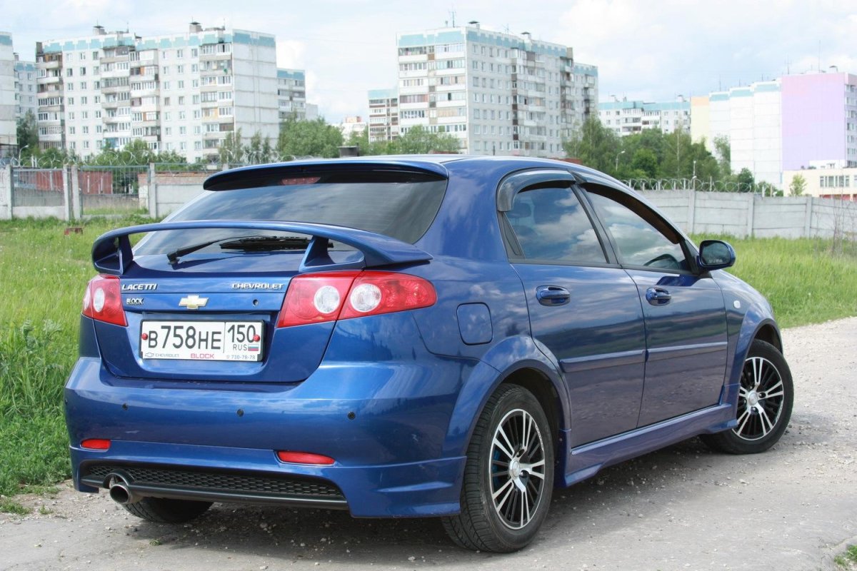 Шевроле Лачетти хэтчбек в обвесе