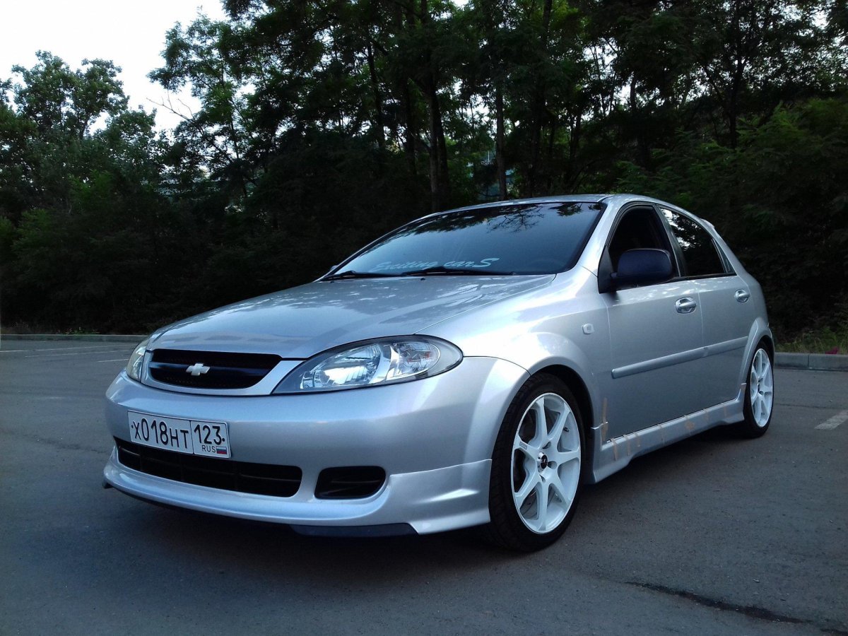 Chevrolet Lacetti хэтчбек обвес