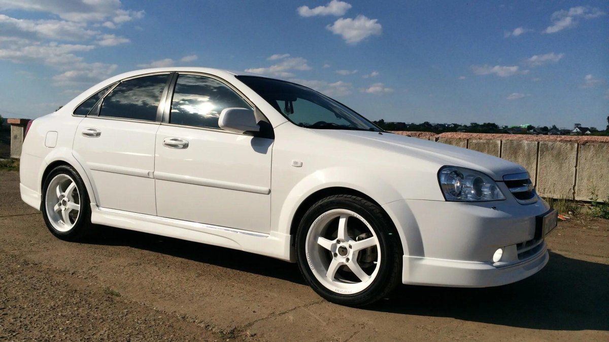 Chevrolet Lacetti sedan