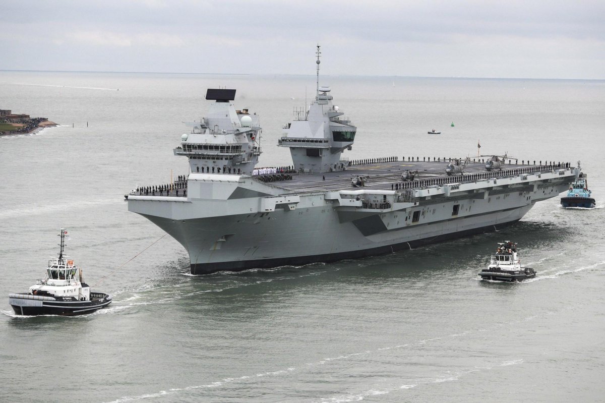 Британский авианосец «принц Уэльский»