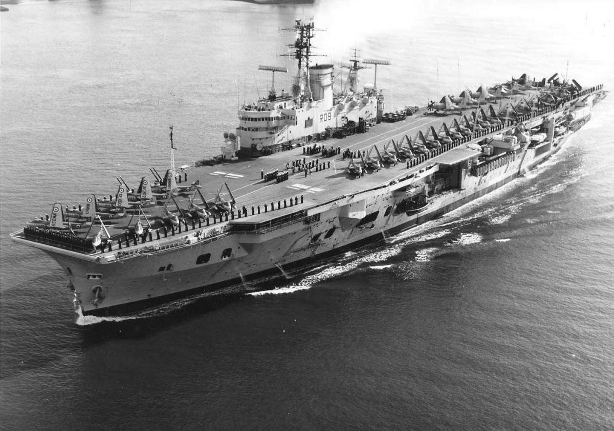 Авианосец АРК Роял 1941