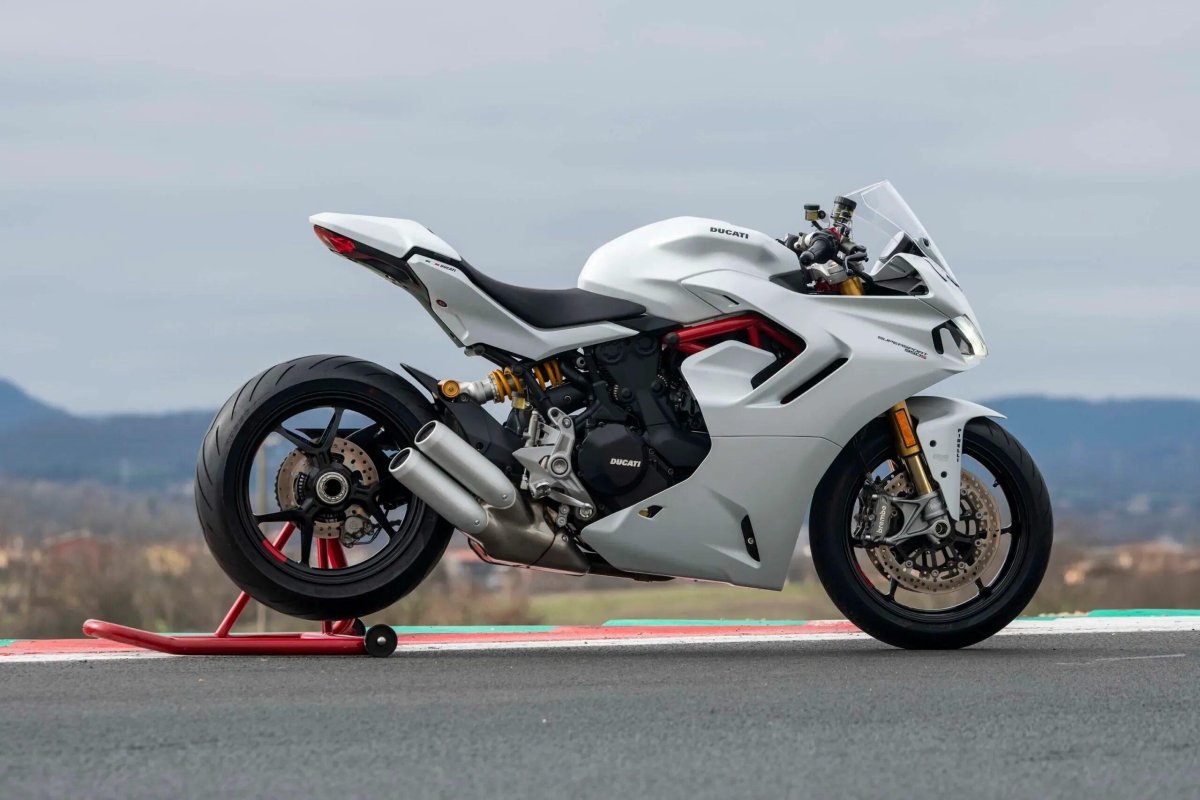 Ducati Supersport 950s
