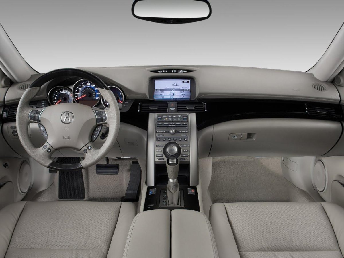 Acura RL 2010
