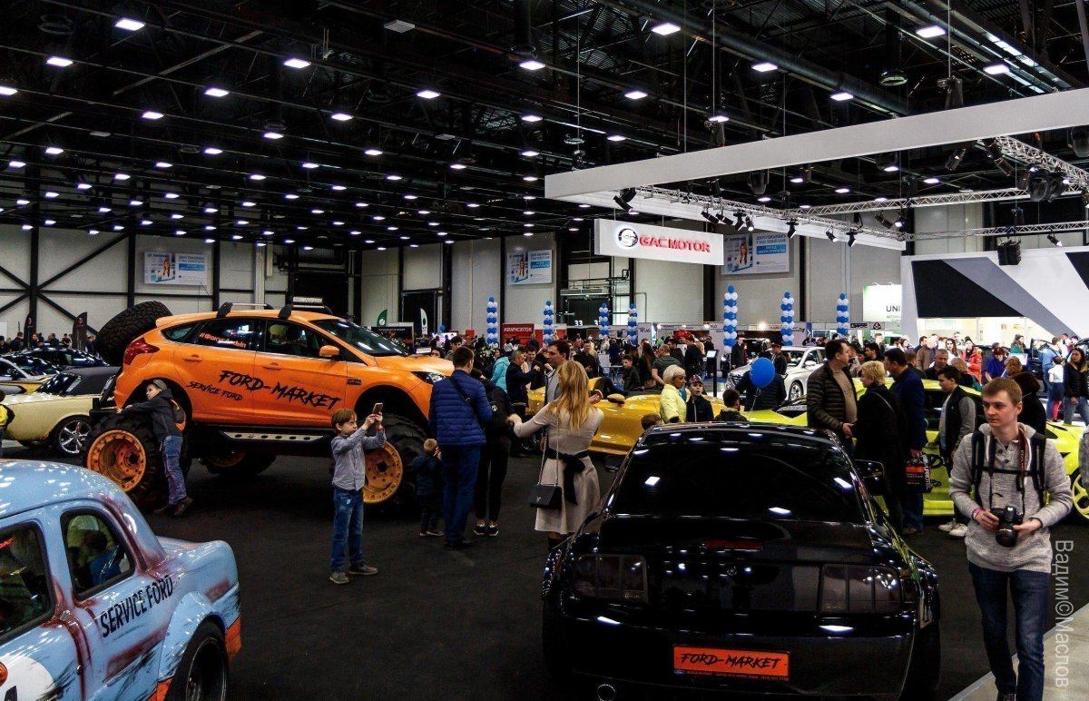 ЭКСПОФОРУМ автовыставка