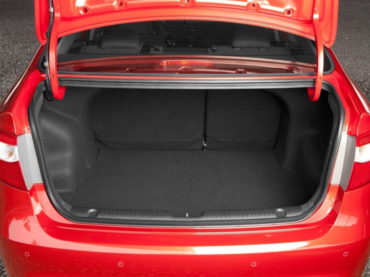 Багажник Kia Rio 3 седан