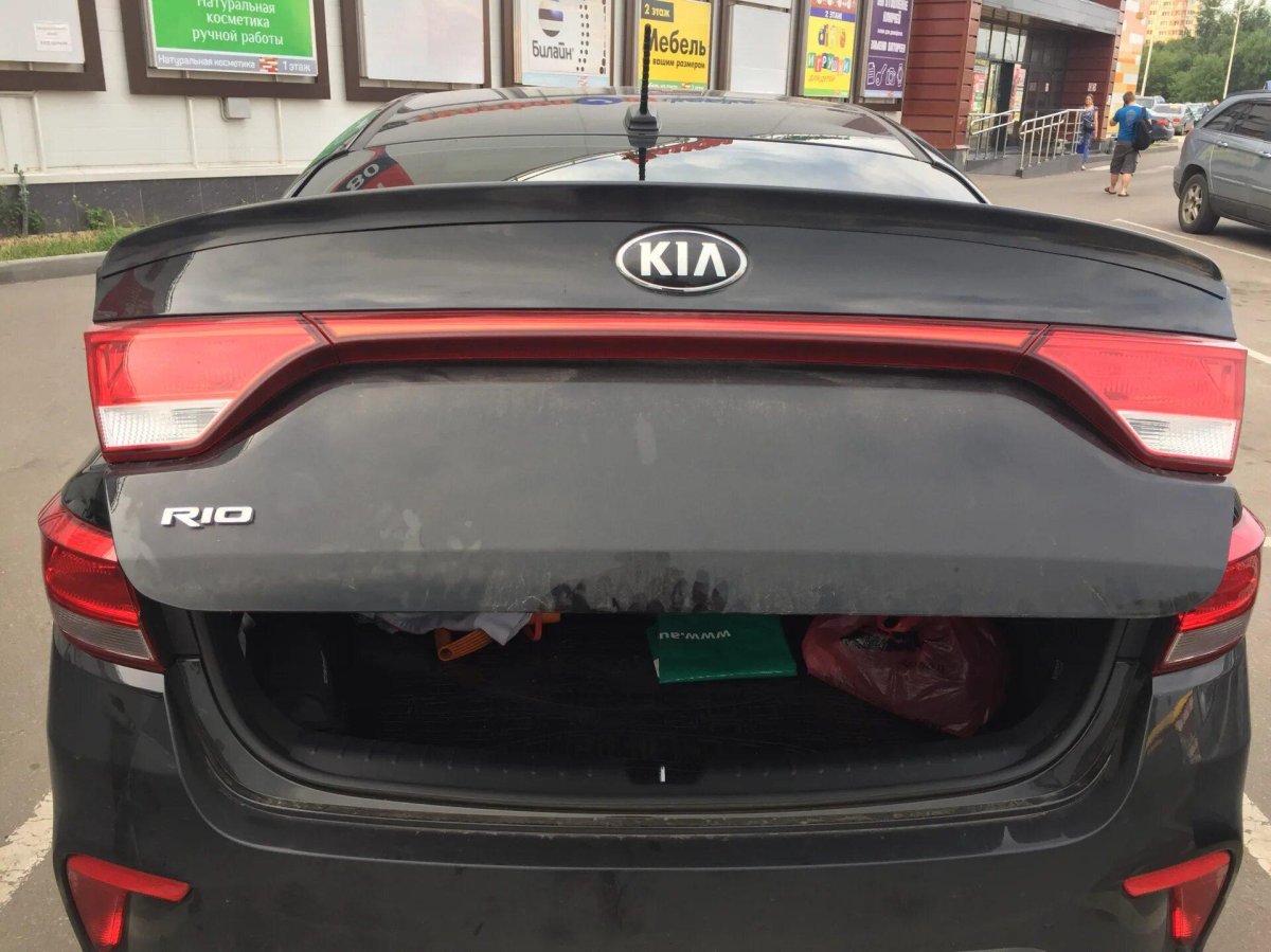 Kia Rio 2018 багажник