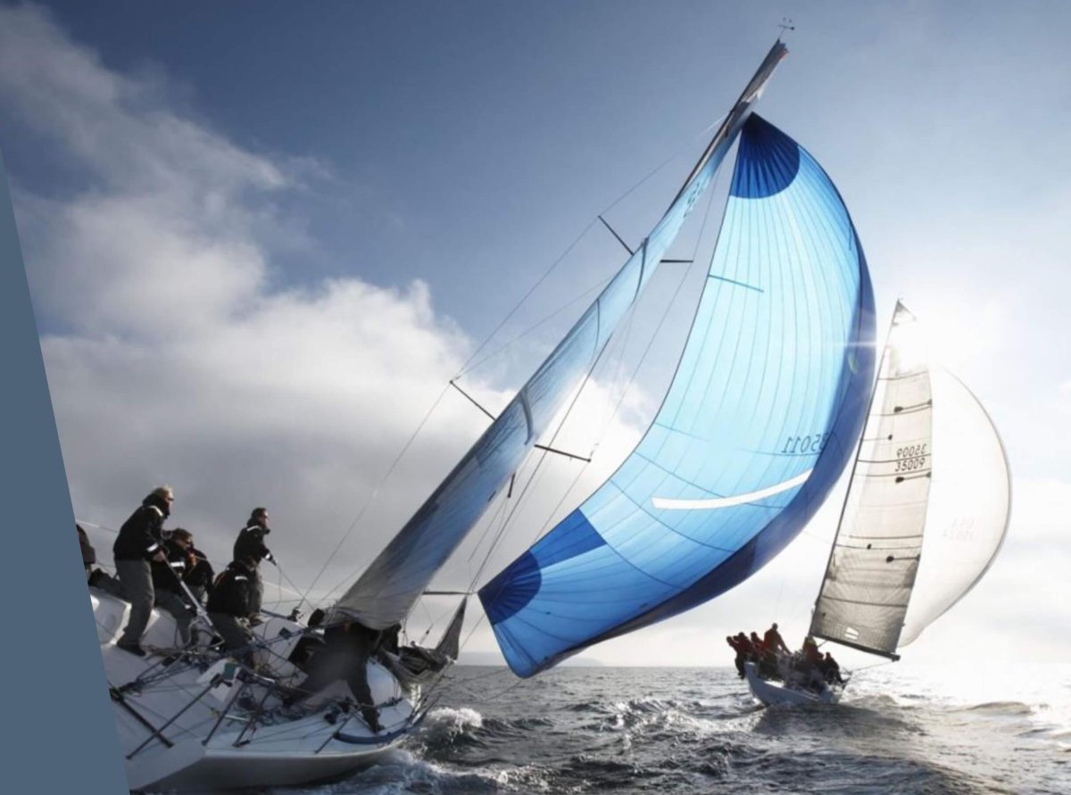 Парусная яхта спорт