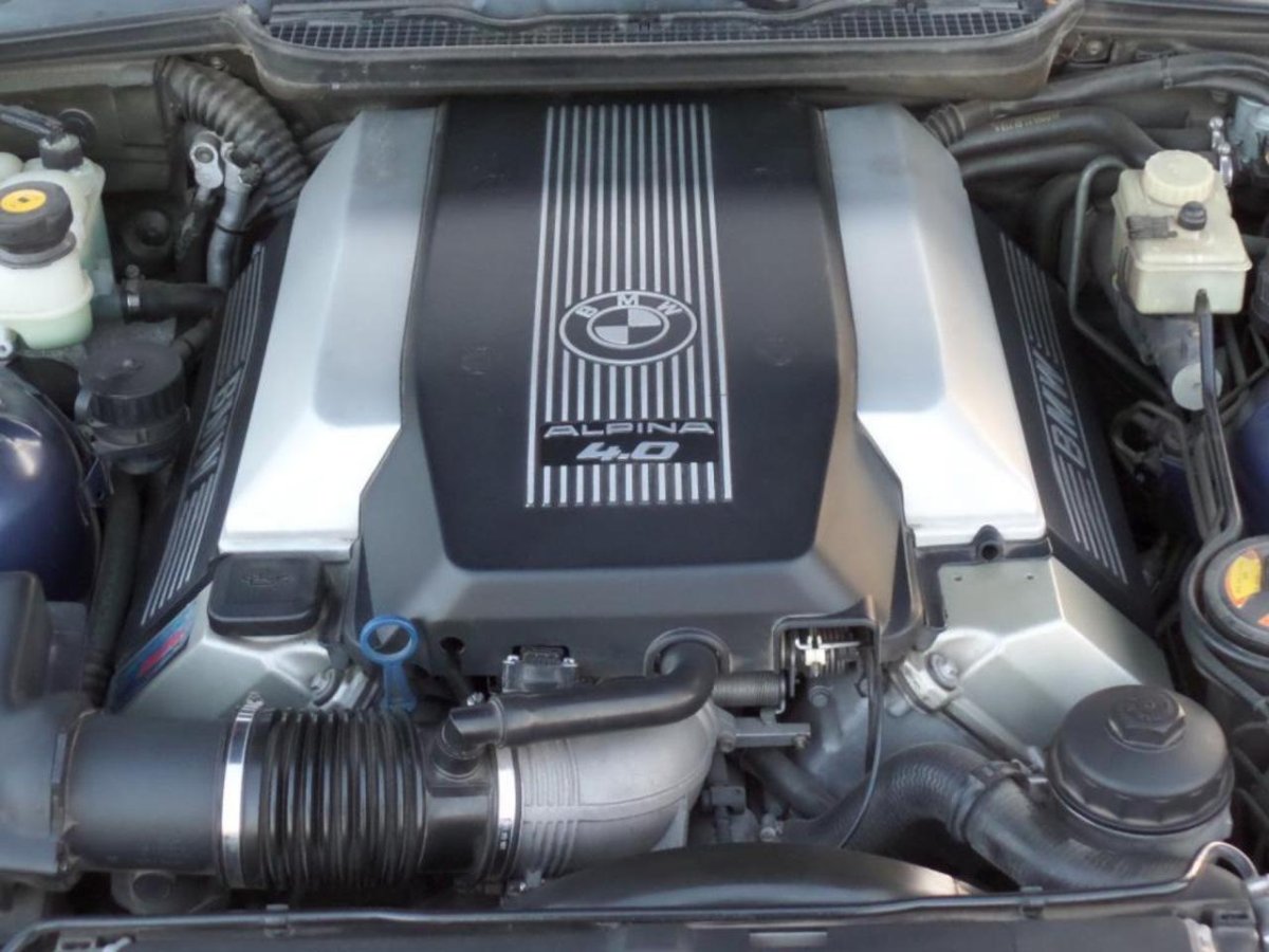 БМВ е34 Альпина мотор