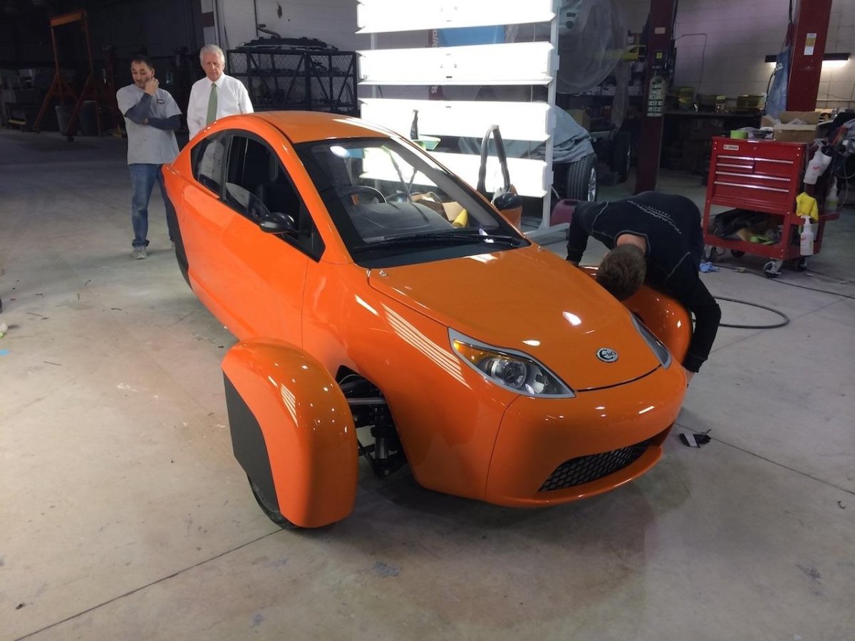 Elio Motors трехколесный автомобиль