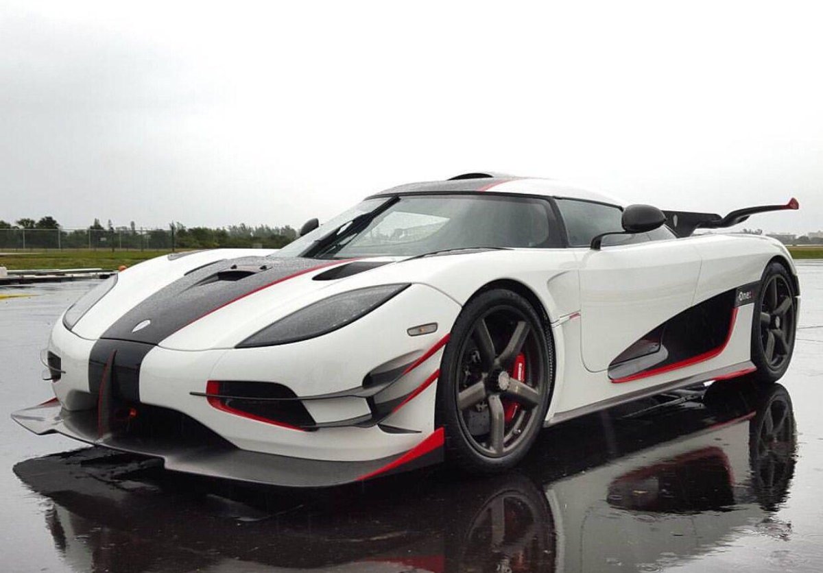 Koenigsegg one 1 White