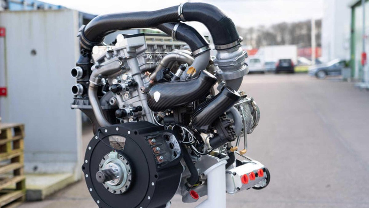 Кенигсегг Гемера мотор