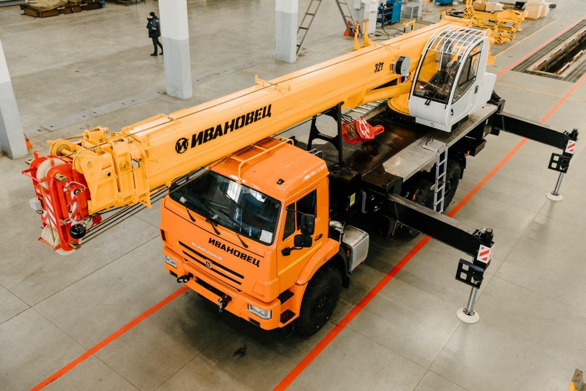 Автокран КС-55717к-3 Air