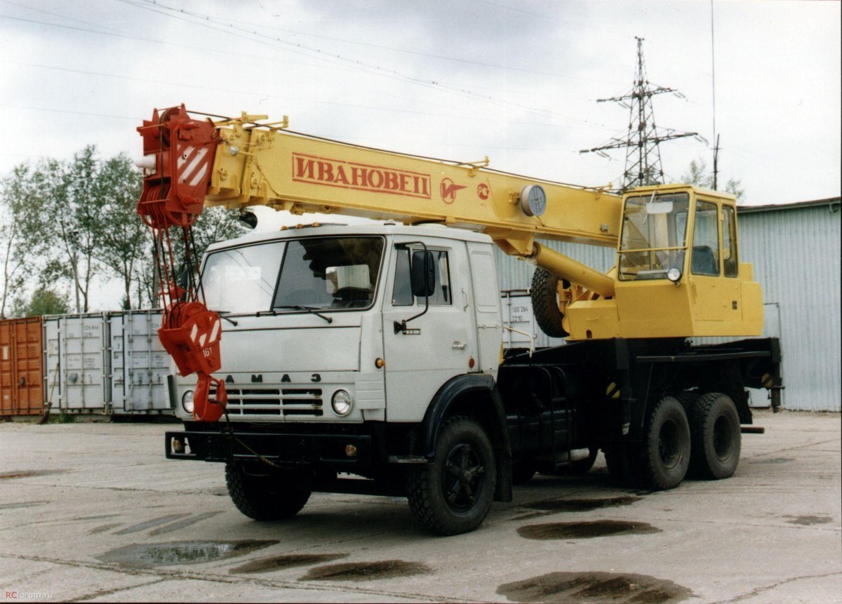 Кран автомобильный КС-35714