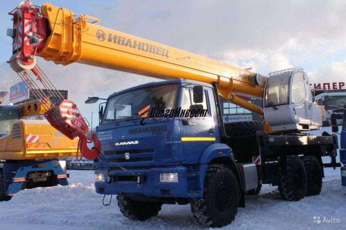 Автокран КС-45717к-3