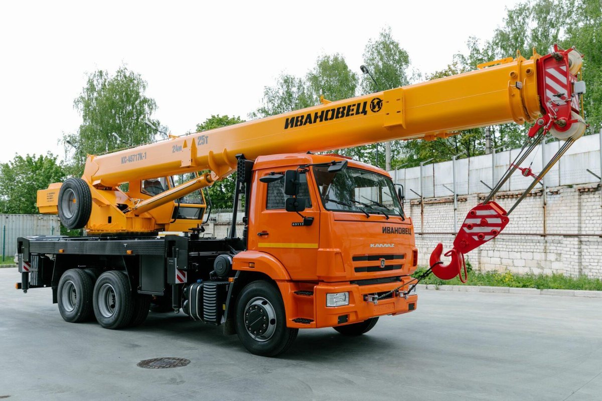 Автокран КС-45717