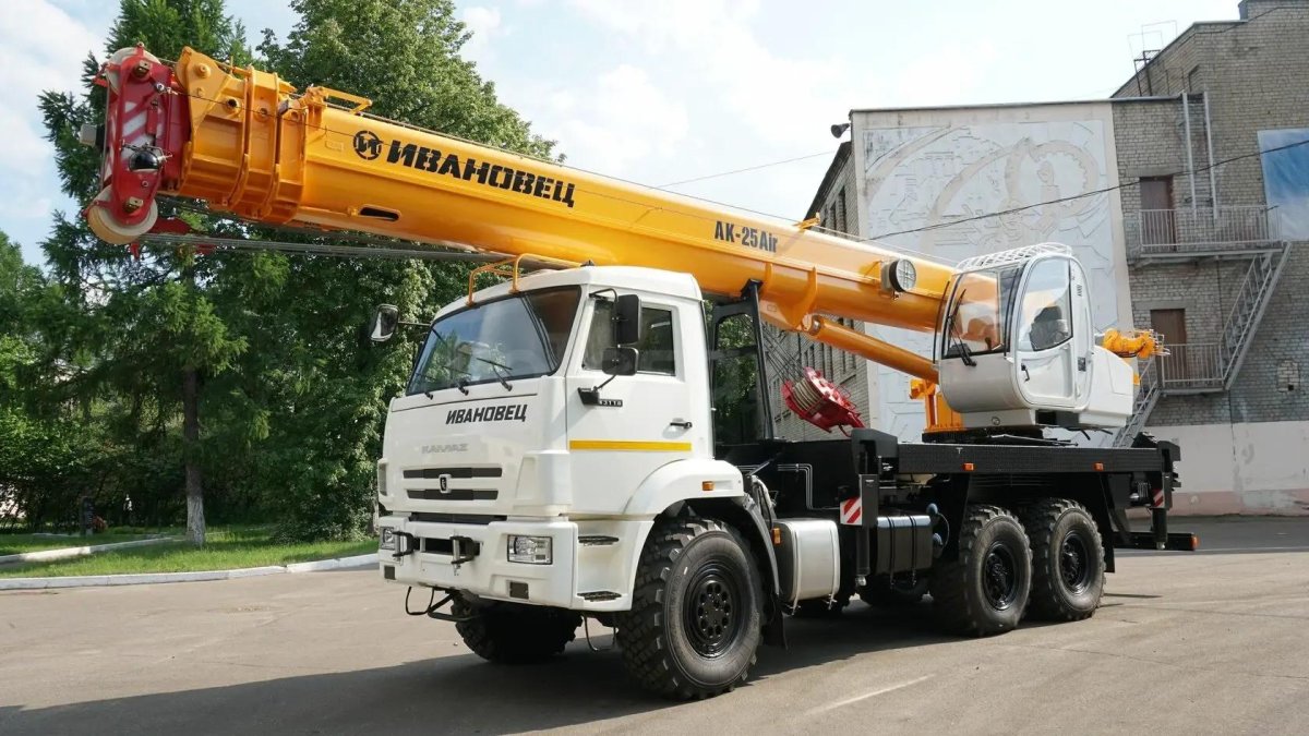 Автокран КАМАЗ КС 45717