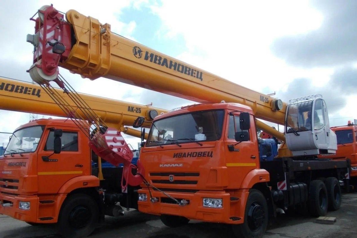 Автокран Ивановец КС-45717к-1р