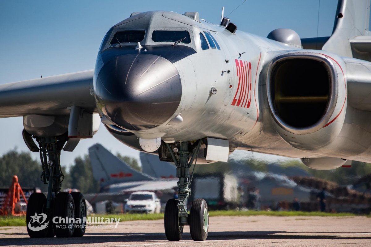 Кабина Xian h-6k