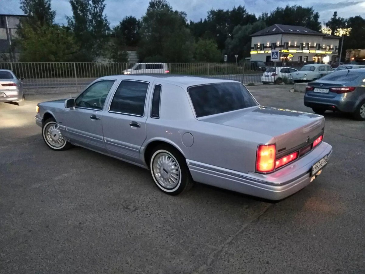 Lincoln Town car 1995