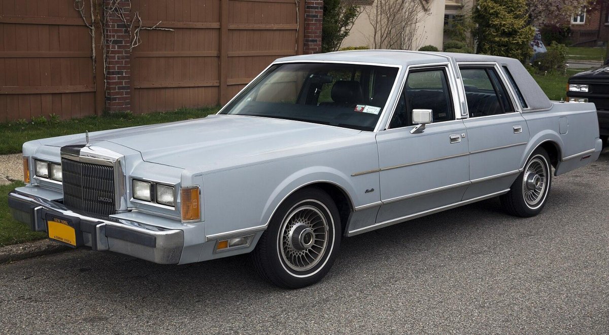 Lincoln Town car 1988