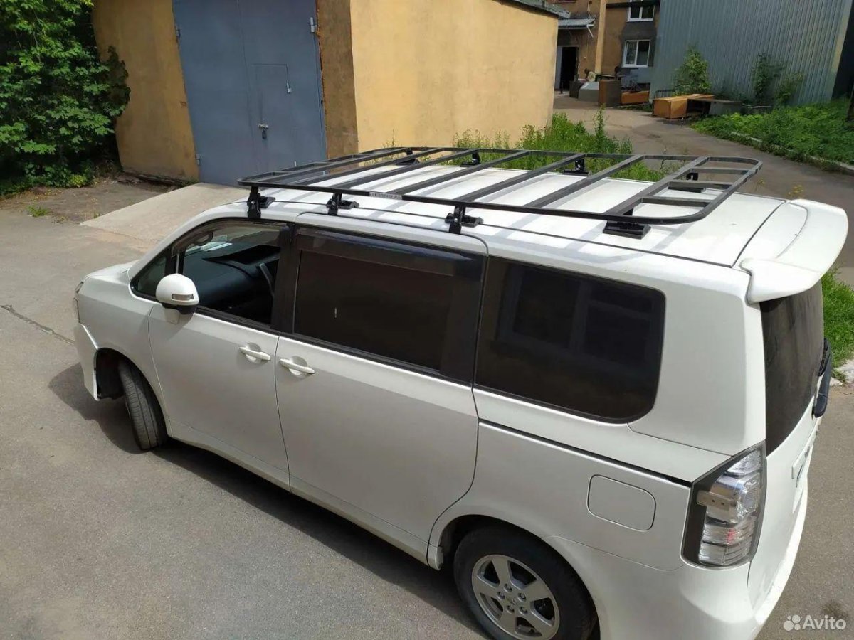 Багажник на Тойота Вокси 2014