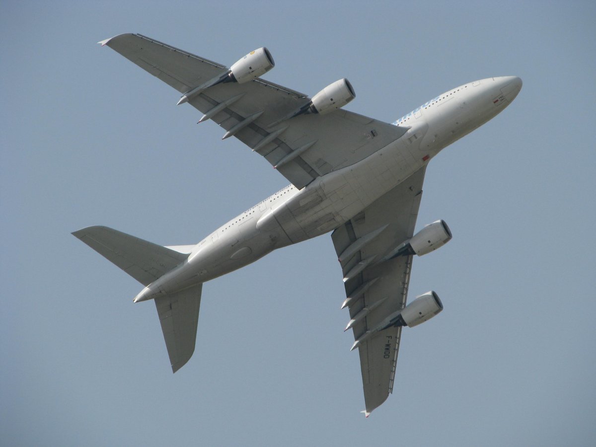 Боинг четырехмоторный