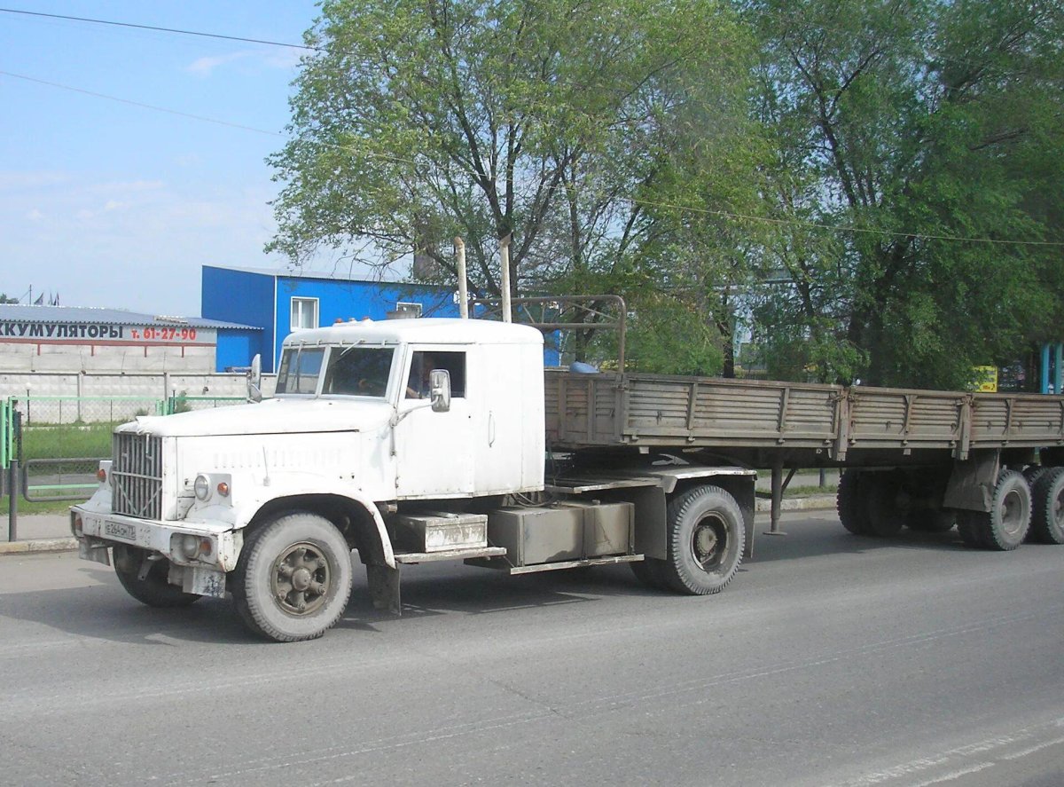 КРАЗ 6510 тягач