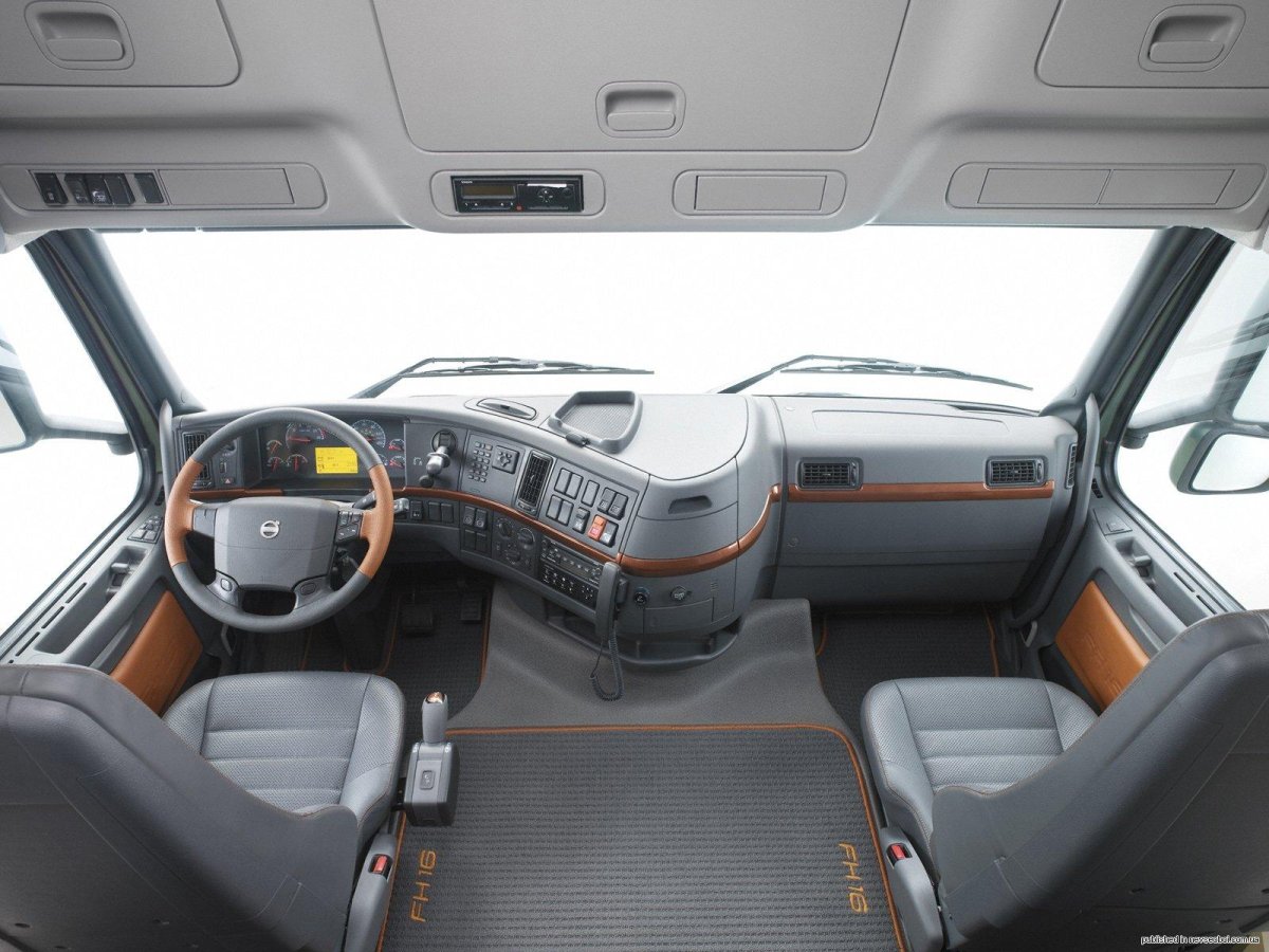 Volvo fh12 Interior