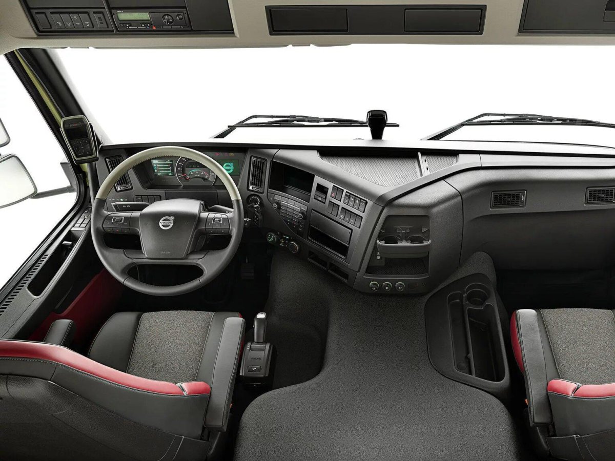 Кабина Вольво фш4