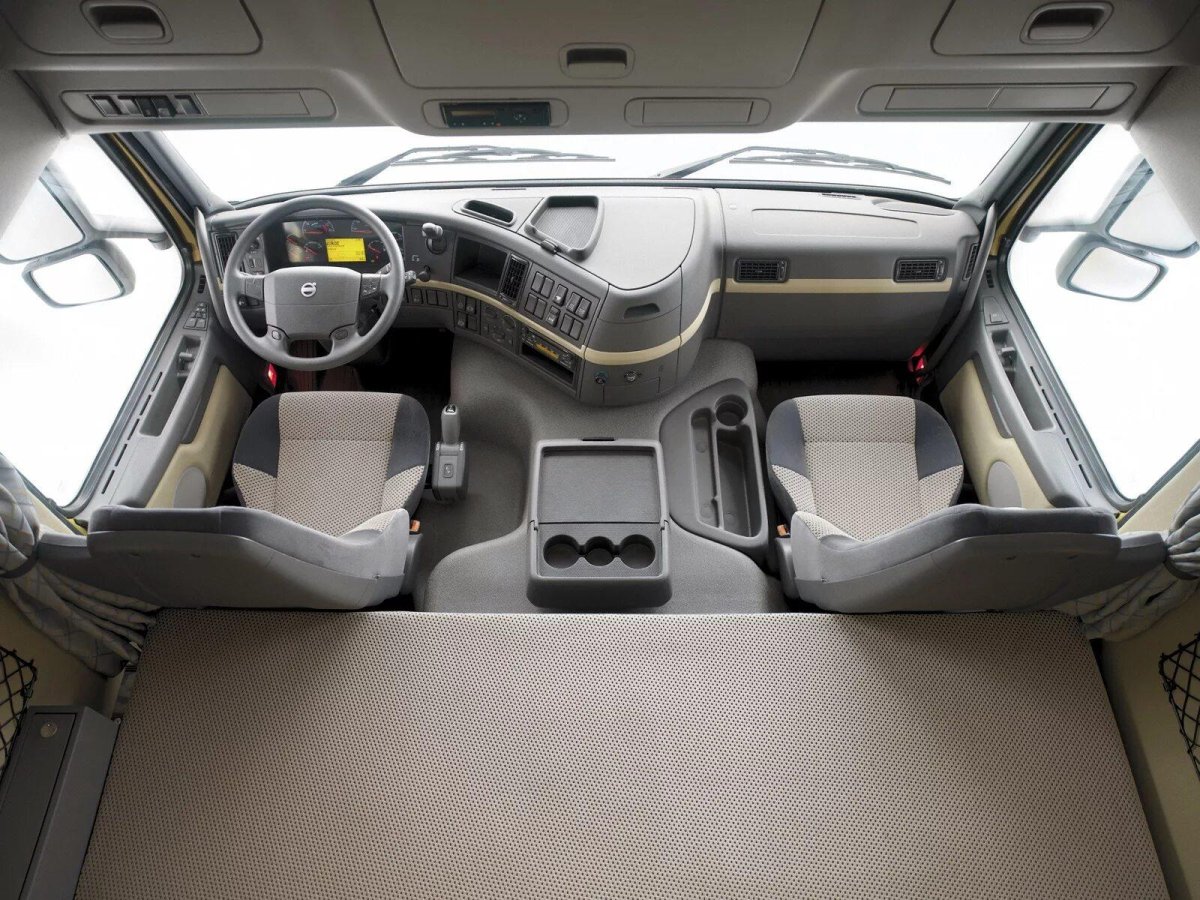 Volvo fm4 кабина