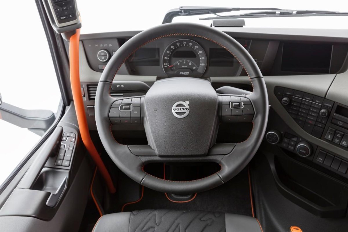 Руль Вольво fh4