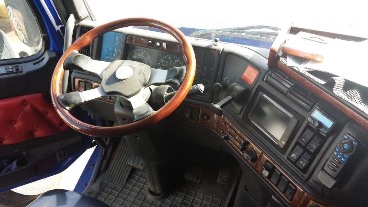 Volvo fh12 салон