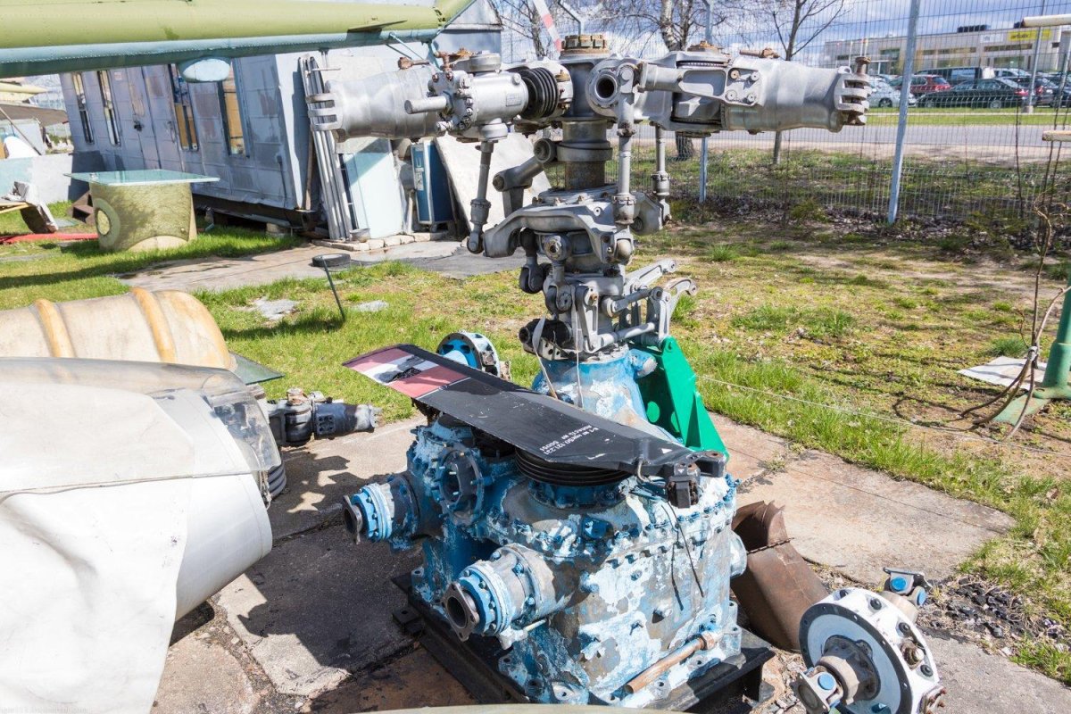 Хвостовой редуктор вертолета ми-8