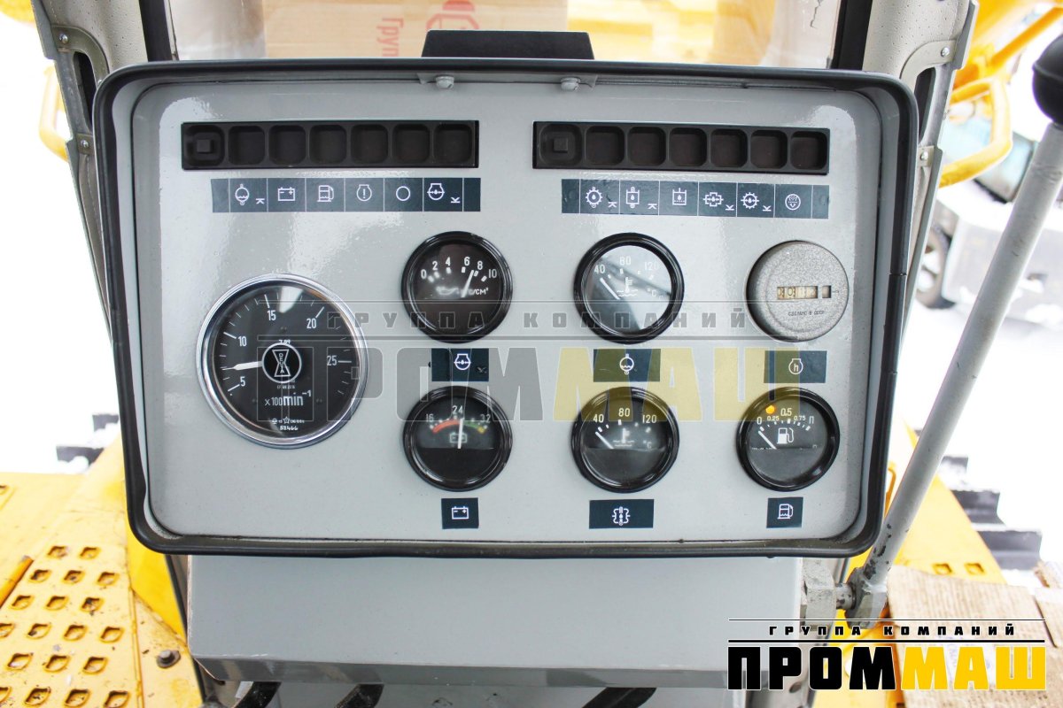 Кабина бульдозера ЧЕТРА т40