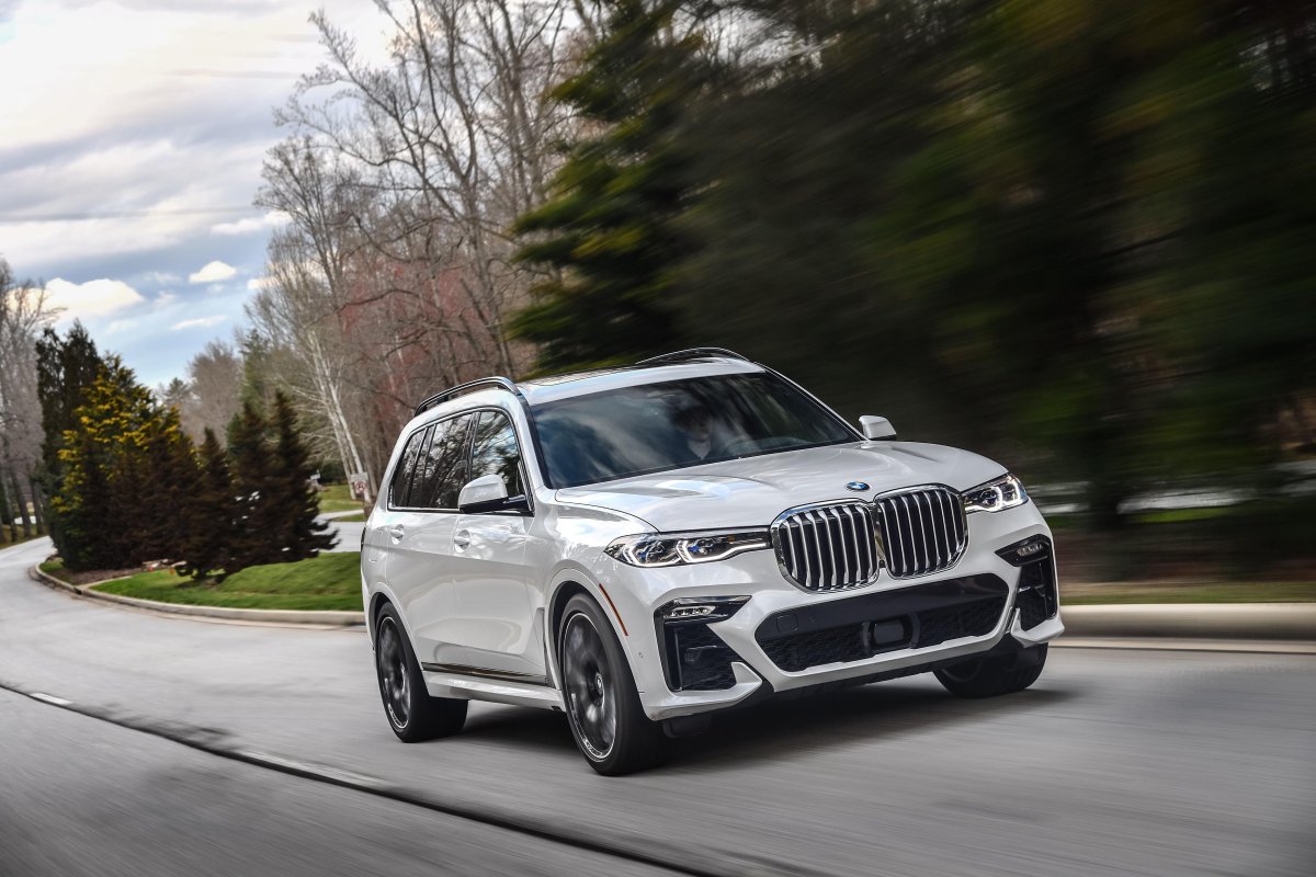 BMW x7 m60i