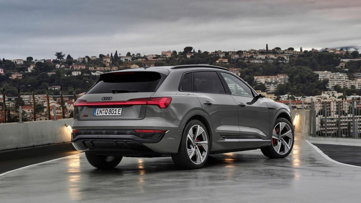 Sq8 Sportback e-tron