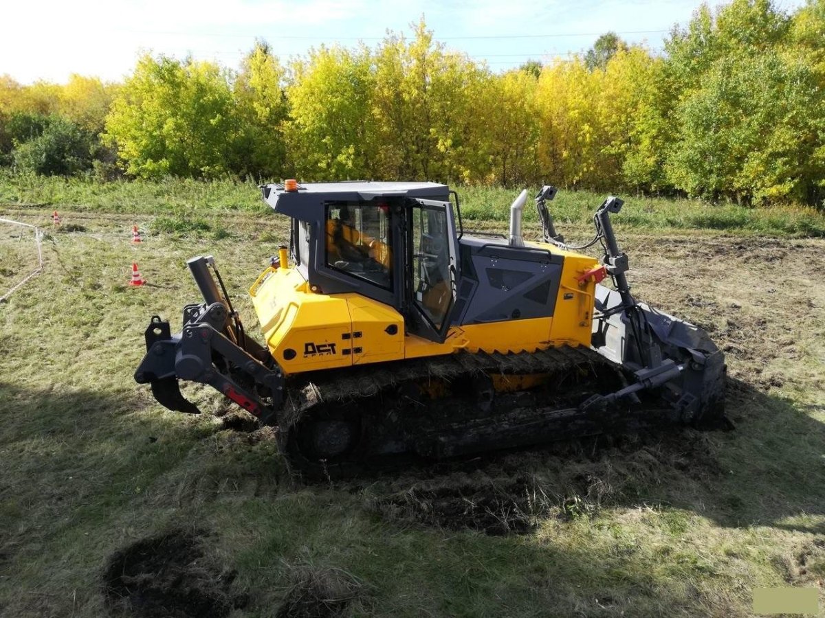 Бульдозер д 10 ДСТ Урал